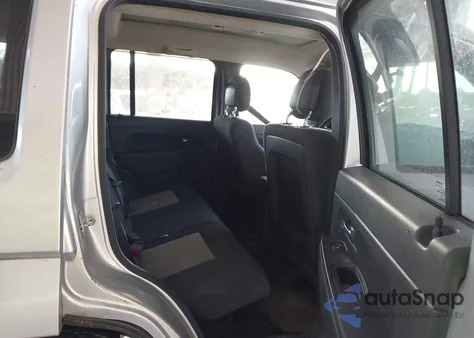 2010 Jeep Liberty Sport z USA, uszkodzony, nr VIN 1J4PP2GK1AW181826